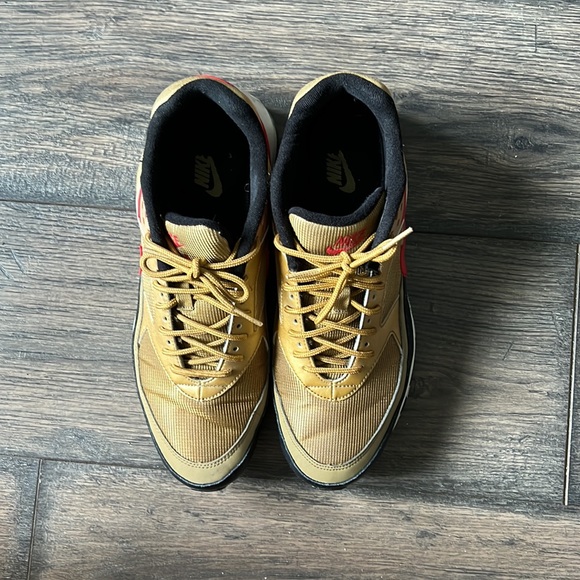 Nike Air Max - Picture 2 of 5